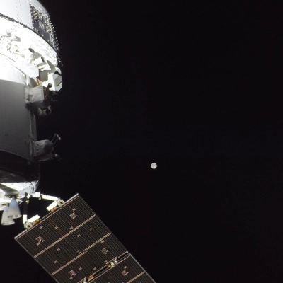 art002e004411 (3 de abril de 2026) - La tripulación de Artemis II está en camino a la Luna en el segundo día de vuelo...