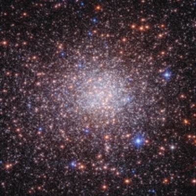 Fragmento fósil abultado Terzan 5 (imagen de Webb y Hubble)