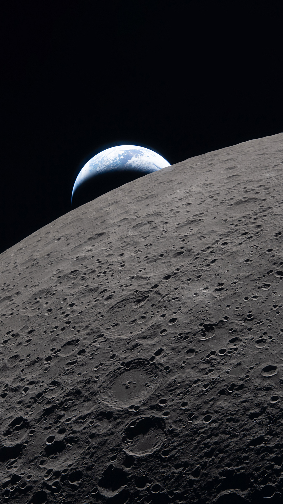 Artemis II Wallpaper : Setting Earth