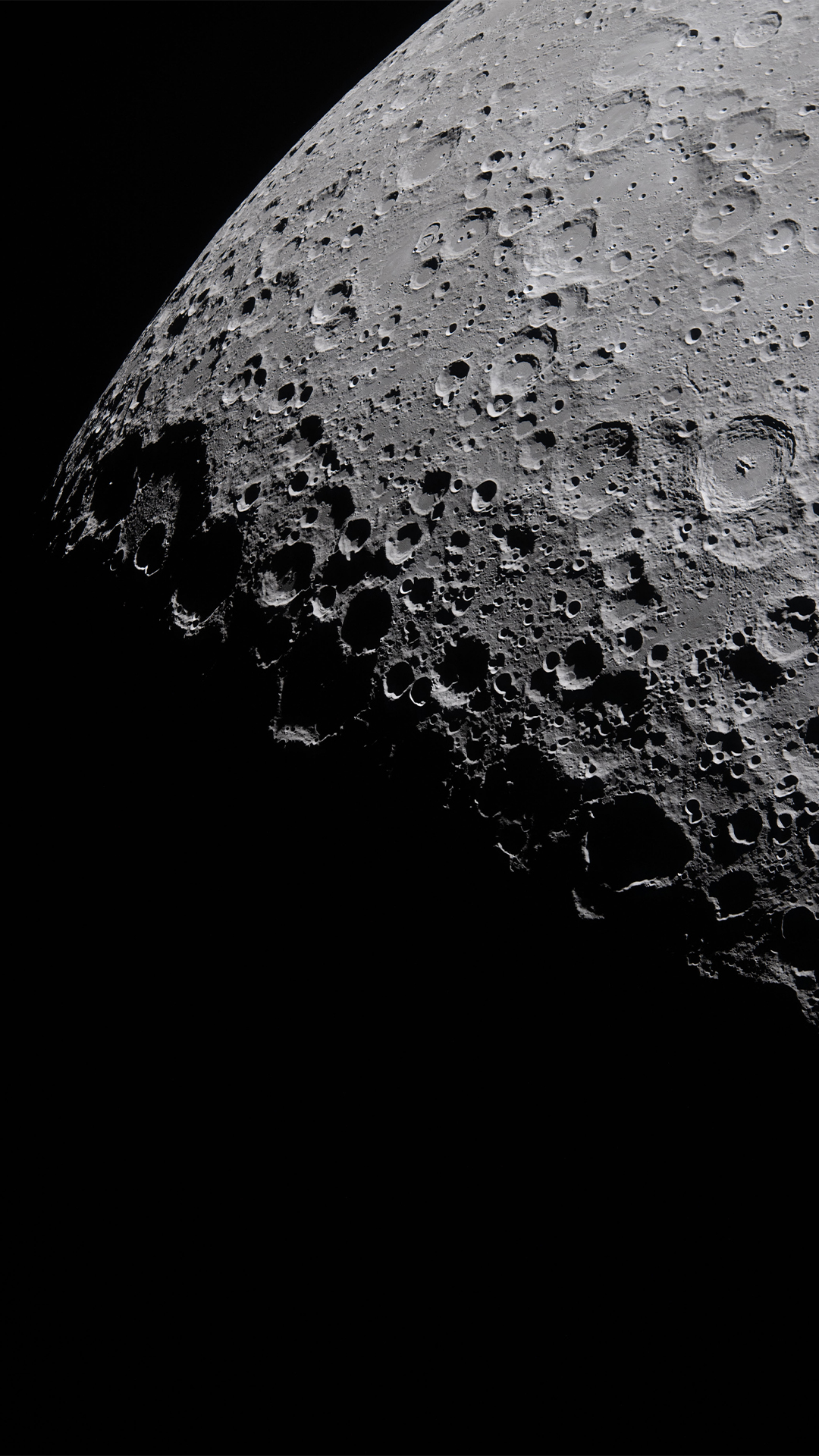 Artemis II Wallpaper : Edge of Lunar Day
